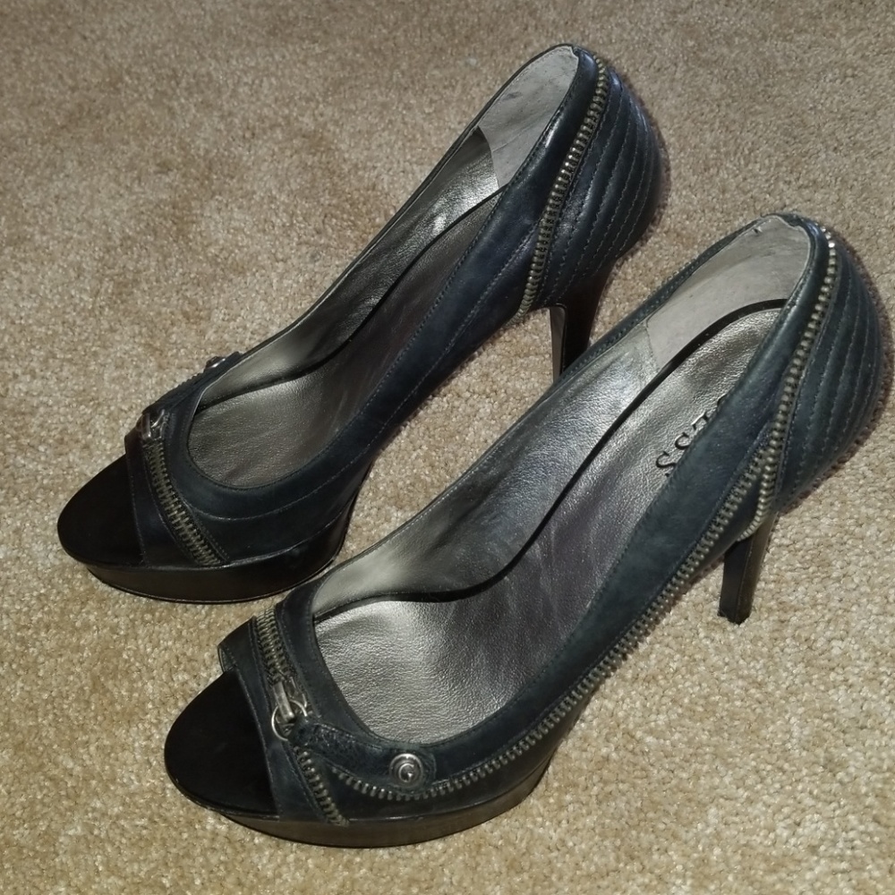New Black Leather peep toe pumps